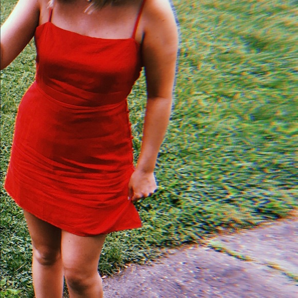 Red A-like mini dress - Picture 2 of 3